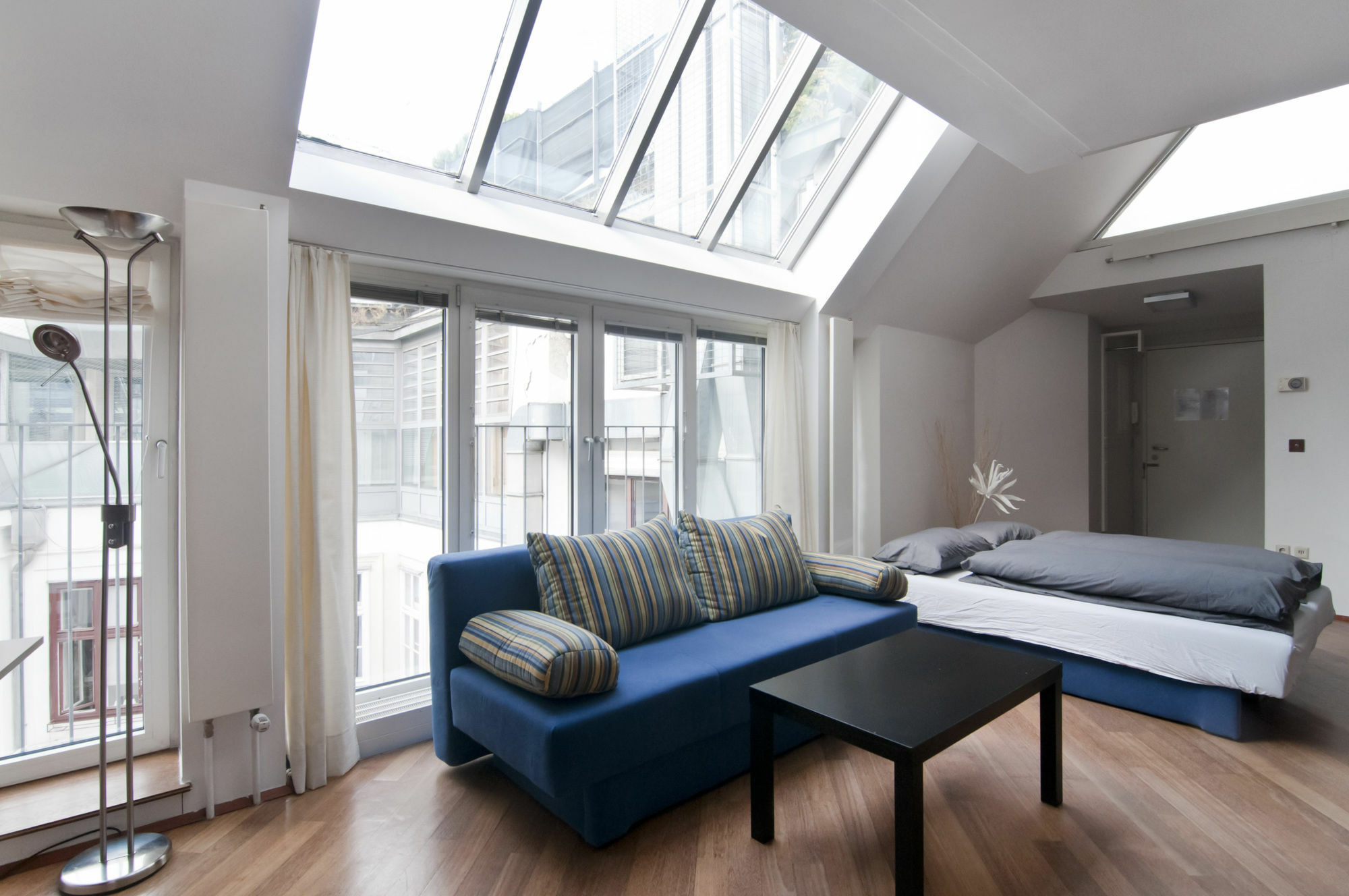 Penthouse At Passauer Platz Apartment Vienna Exterior photo
